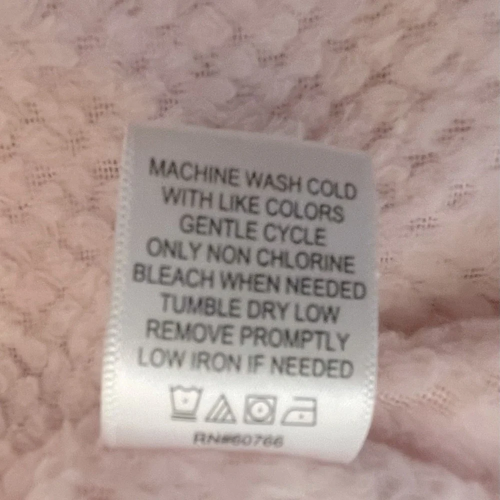 Ulta Beauty Robe - Picture 6 of 8